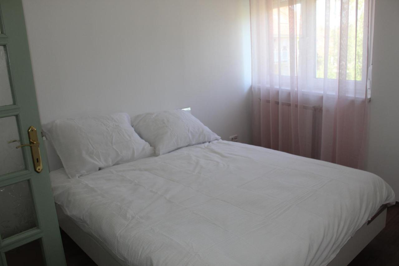 Sunny House Apartman Szeged Esterno foto