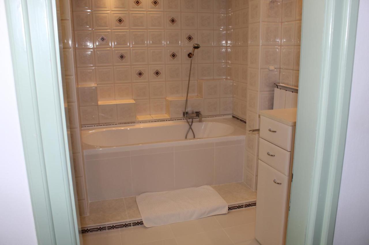 Sunny House Apartman Szeged Esterno foto