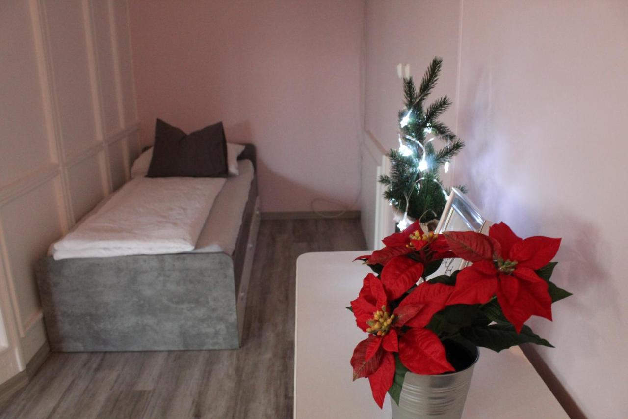 Sunny House Apartman Szeged Esterno foto